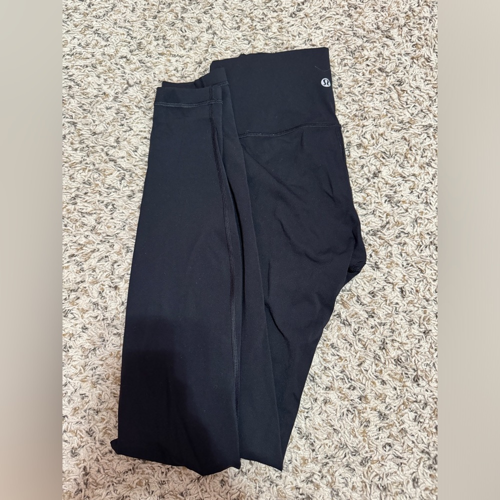 Lululemon Wunder Under 28” Size 4 Black